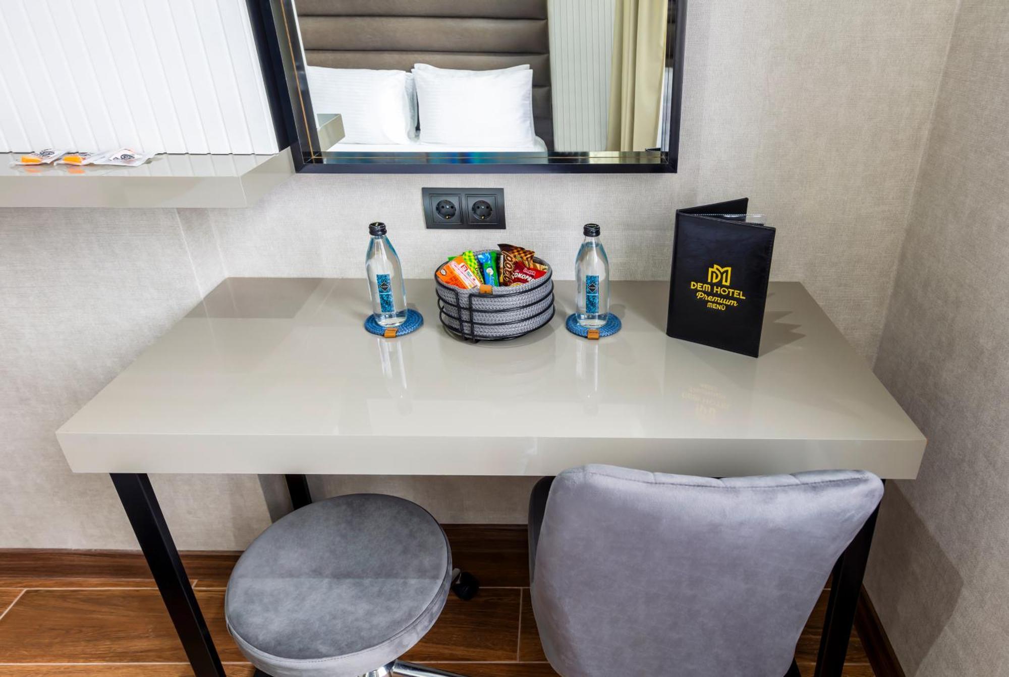 Dem Premium Hotel - Round Trip Airport Service - Istanbul International Airport Arnavutkoy ภายนอก รูปภาพ
