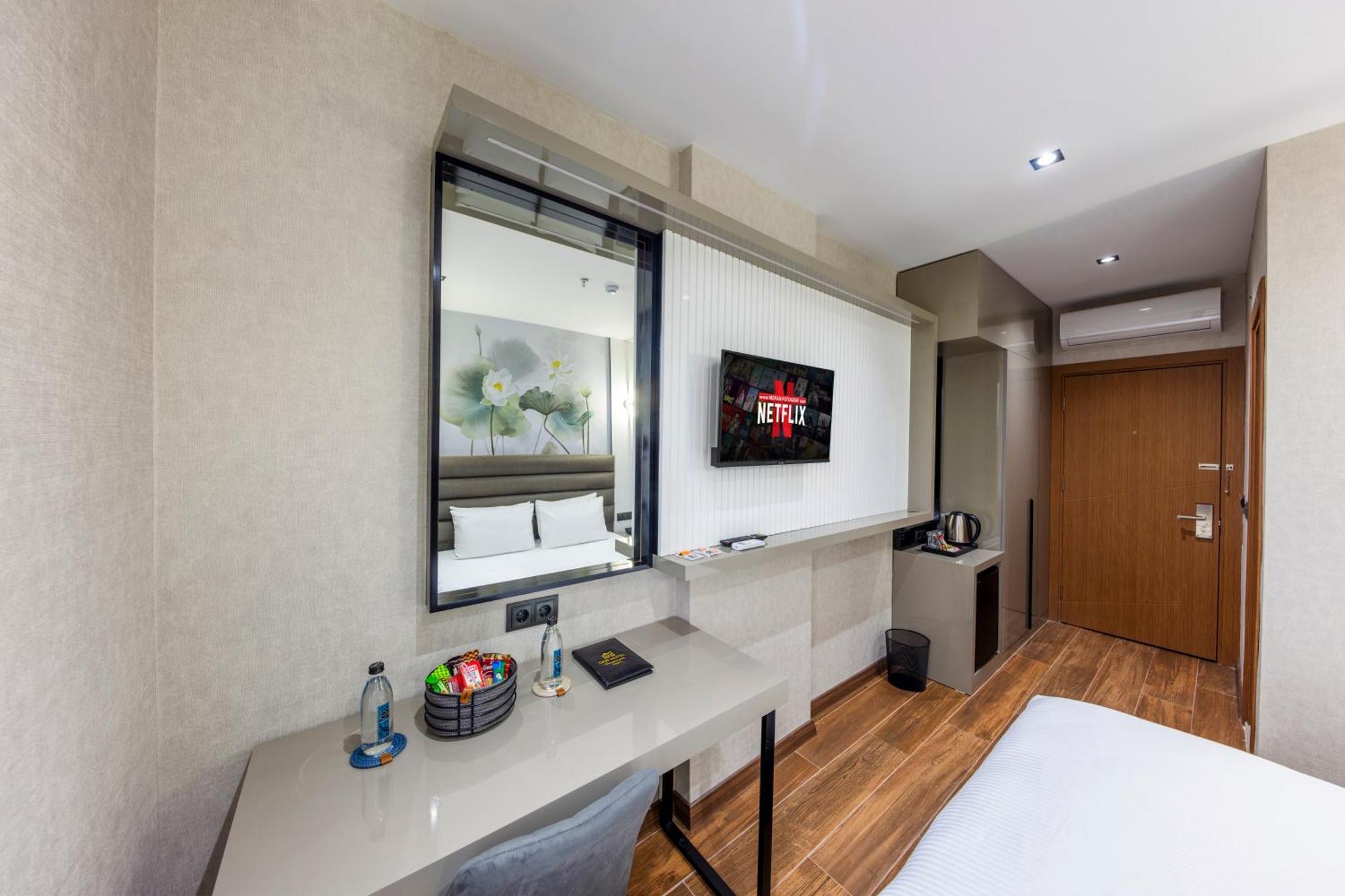 Dem Premium Hotel - Round Trip Airport Service - Istanbul International Airport Arnavutkoy ภายนอก รูปภาพ