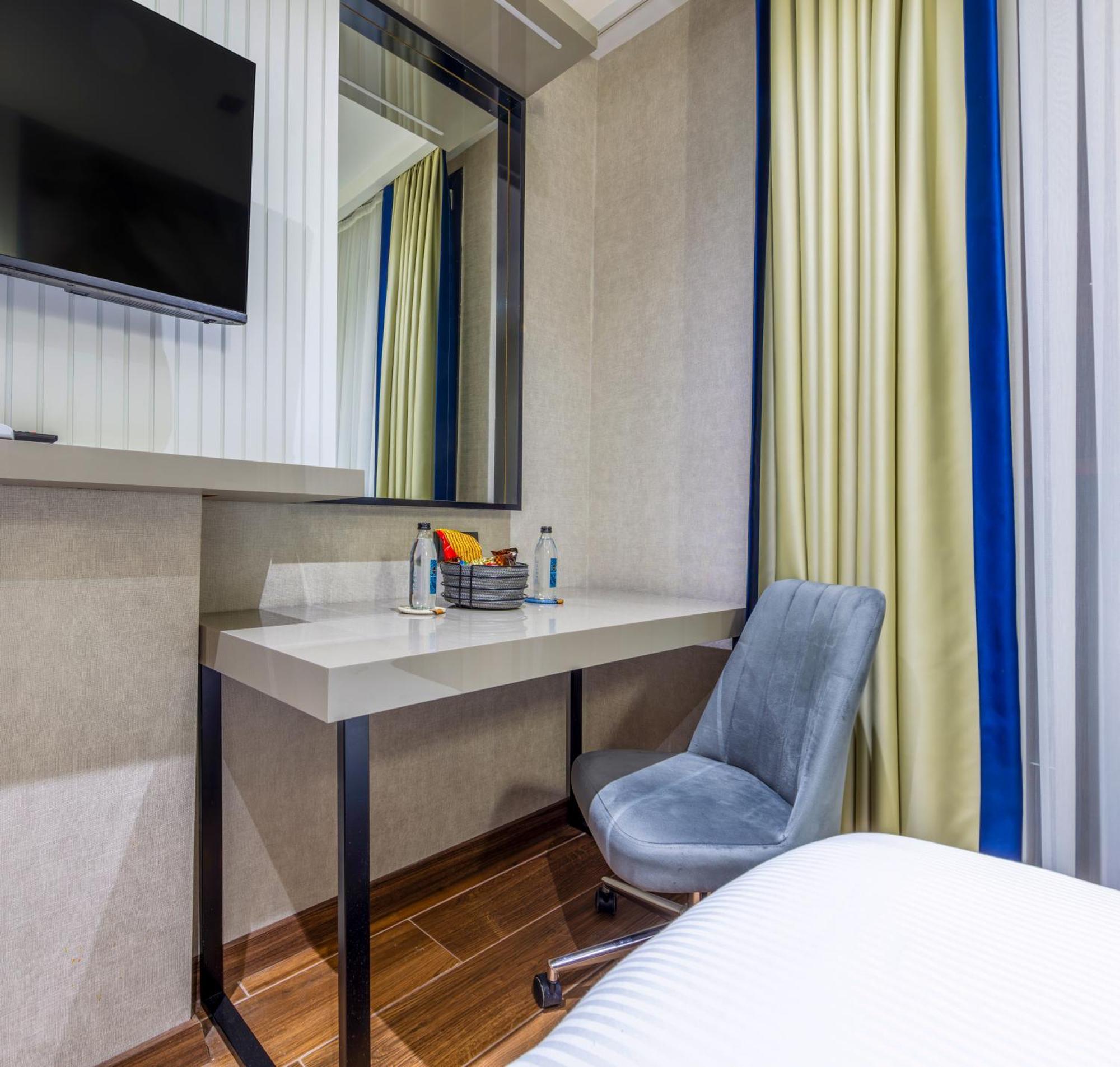 Dem Premium Hotel - Round Trip Airport Service - Istanbul International Airport Arnavutkoy ภายนอก รูปภาพ