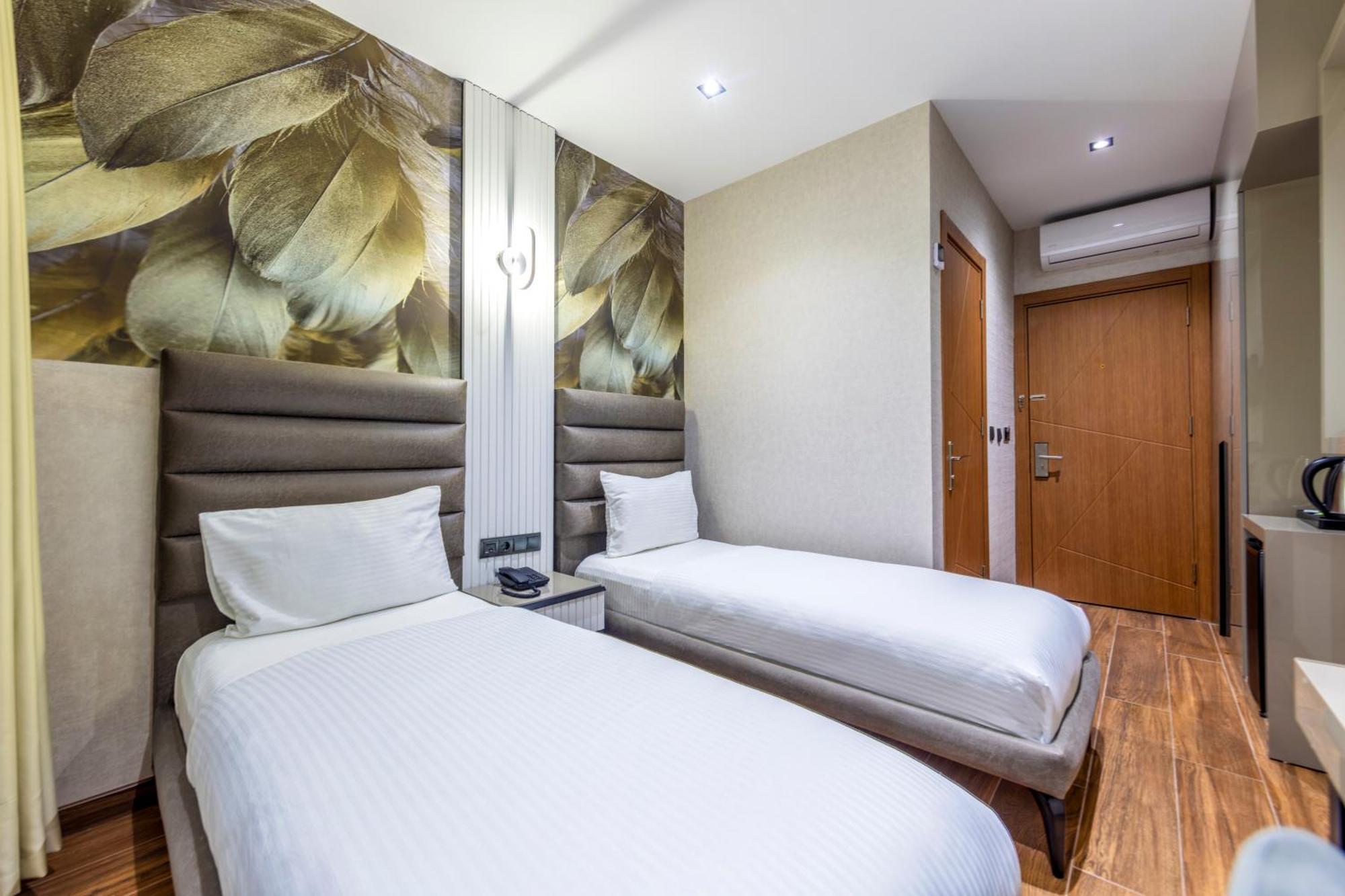 Dem Premium Hotel - Round Trip Airport Service - Istanbul International Airport Arnavutkoy ภายนอก รูปภาพ