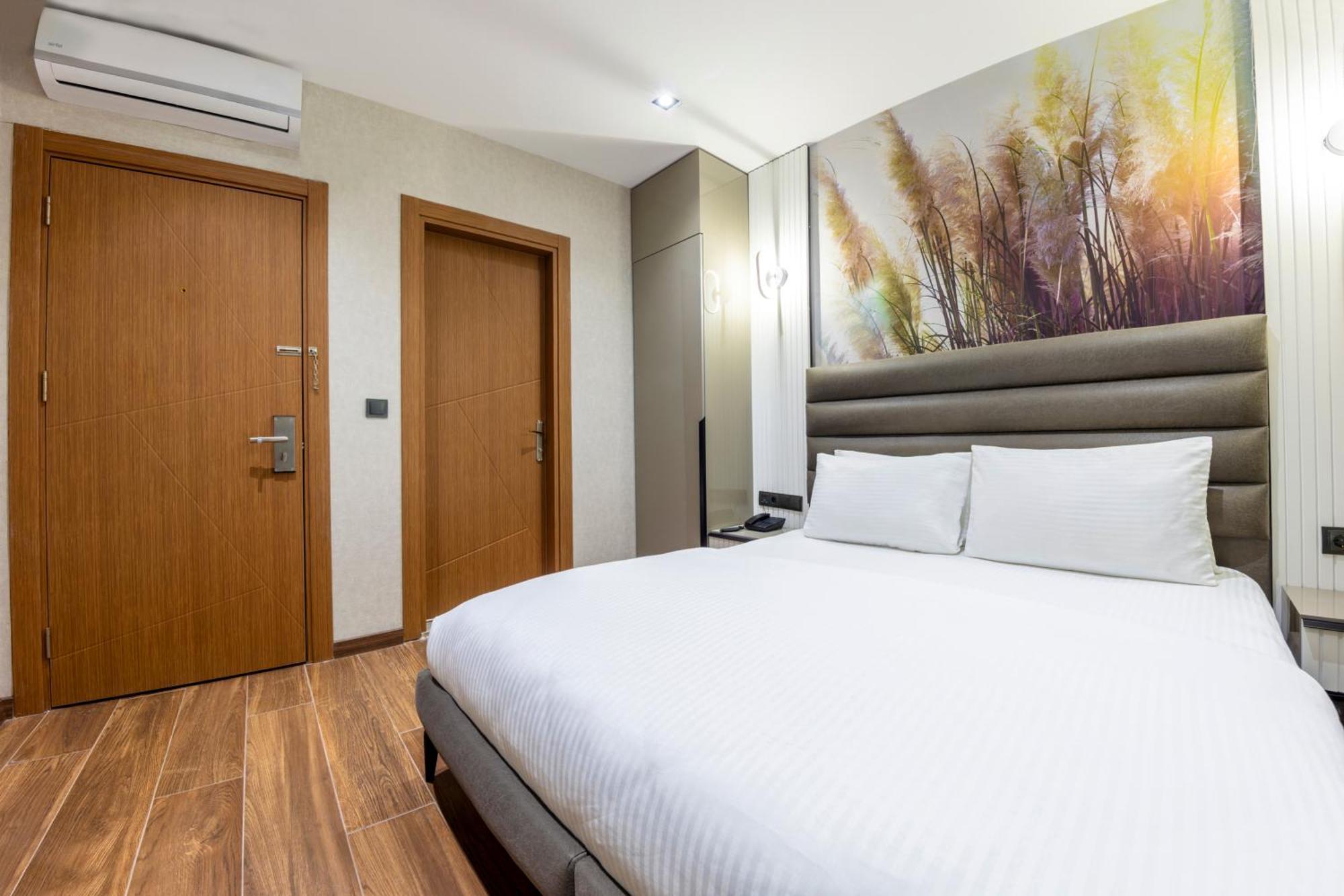 Dem Premium Hotel - Round Trip Airport Service - Istanbul International Airport Arnavutkoy ภายนอก รูปภาพ