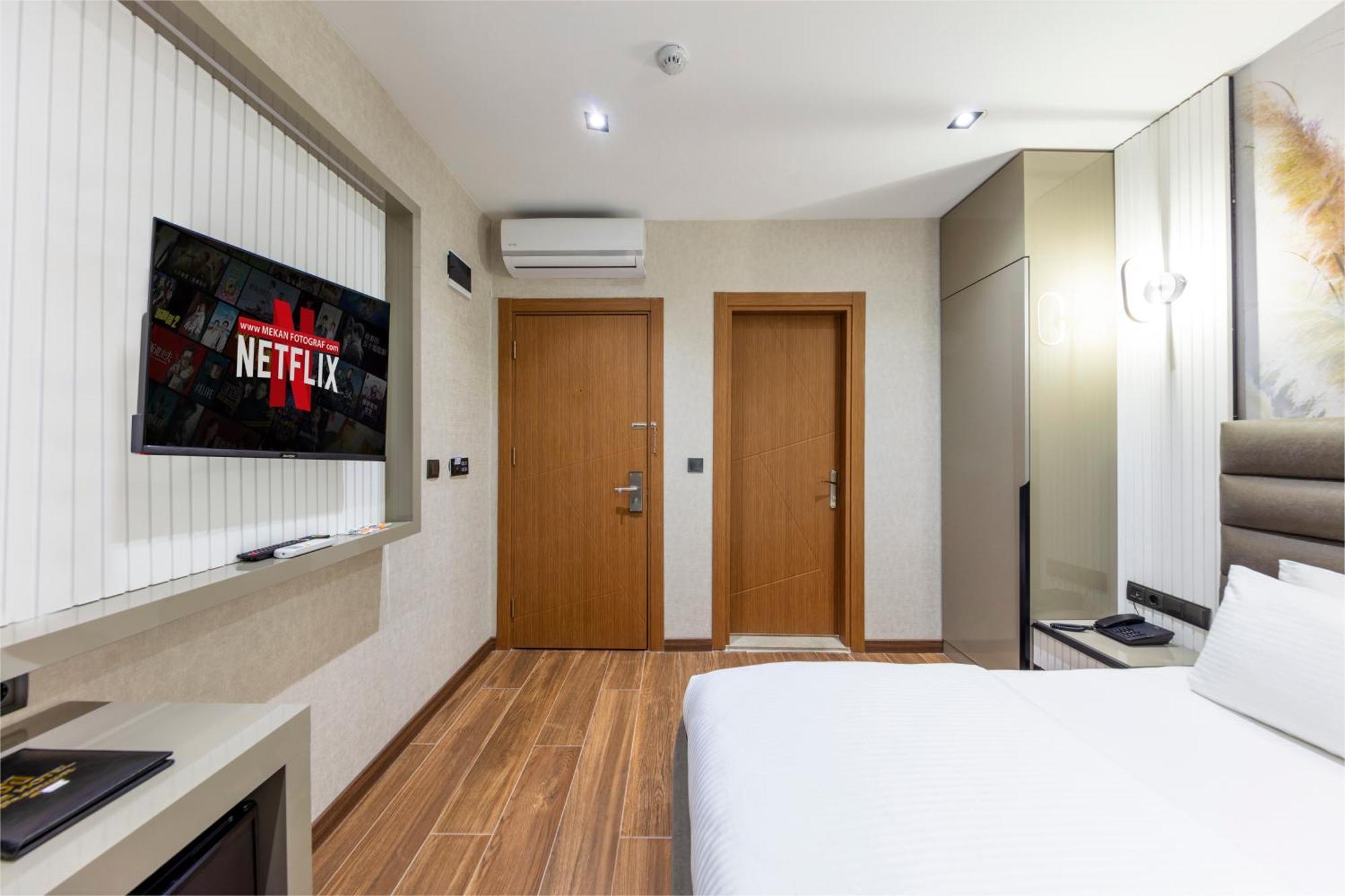 Dem Premium Hotel - Round Trip Airport Service - Istanbul International Airport Arnavutkoy ภายนอก รูปภาพ